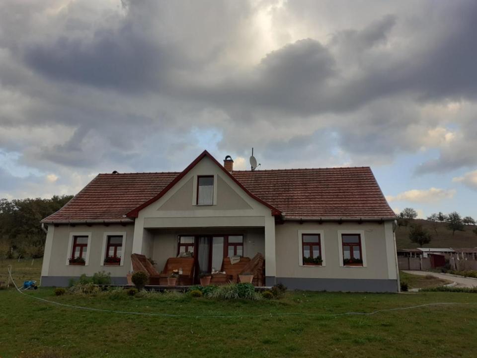 Dosa Tanya, Vendeghaz Hotel Cserepfalu Exterior foto